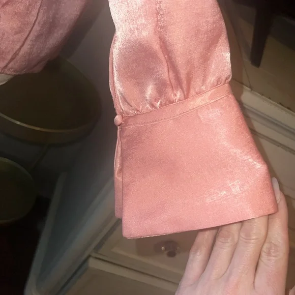 Worthington Petite XS pink women’s blouse with ribbon 🎀 tie bow button shirt XS - Picture 12 of 13